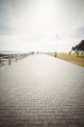 Tranquil view of promenade near the sea shore — Stock Photo