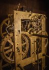 Meccanismo orologio vintage con ingranaggi — Foto stock
