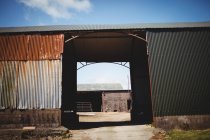 Rural scene with old barn in daytime — Stock Photo
