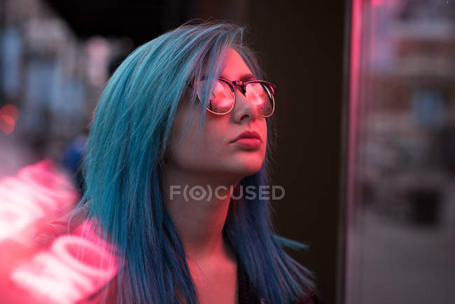 Close-up of stylish woman in sunglasses — Stock Photo