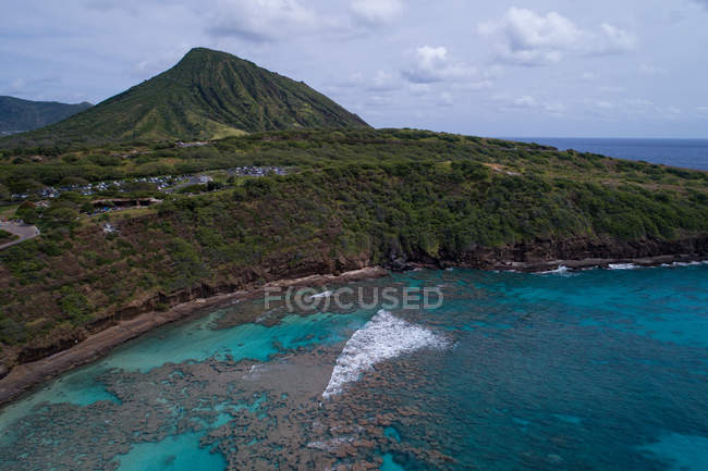 Aerial view of beautiful sea and mountain — Stock Photo
