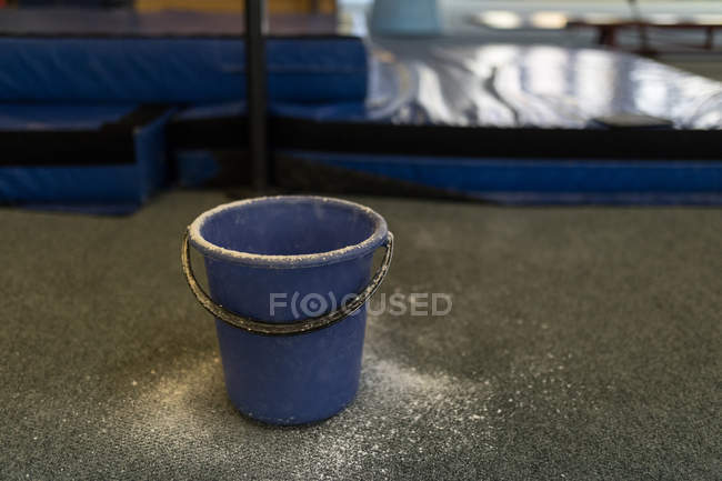 Close view of bucket at fitness studio — Stock Photo