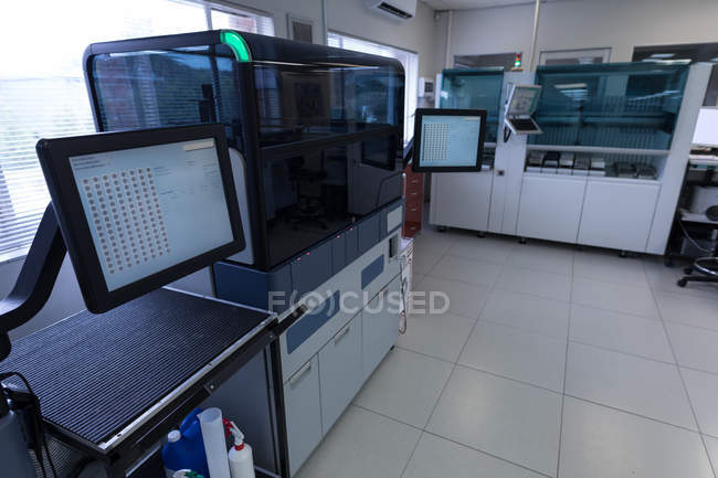 Interior of monitor display and machine in blood bank — Stock Photo
