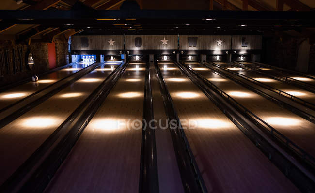 Interior of Empty bowling alley — Stock Photo