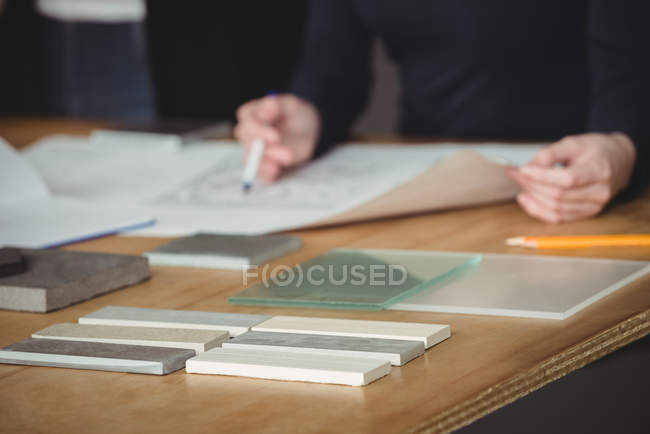 Stone slab arranged on table in office — Stock Photo