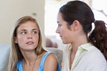 Woman discussing with her daughter — Stock Photo