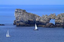 Vue panoramique du rocher du Lion en France, en Bretagne, dans la péninsule de Crozon — Photo de stock