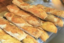 Pane in Francia panetteria, attenzione selettiva — Foto stock