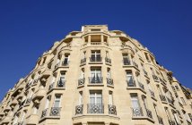 Haussmannian building at France, Paris — стокове фото