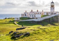 Europe, Great Britain, Scotland, Hebrides, Isle of Skye, Glendale, Neist Point lighthouse (extreme west of the Isle of Skye) — Stock Photo