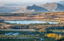 Spain, Autonomous community of Aragon, Huesca province, Loarre agricultural plain, Sotonera reservoir — Stock Photo
