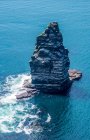 Europe, Republic of Ireland, County Galway, Aran Islands, Inishmore Island, cliffs dug by the sea near the Dun Aengus prehistorical Ringfort site (Aonghasa) — Stock Photo