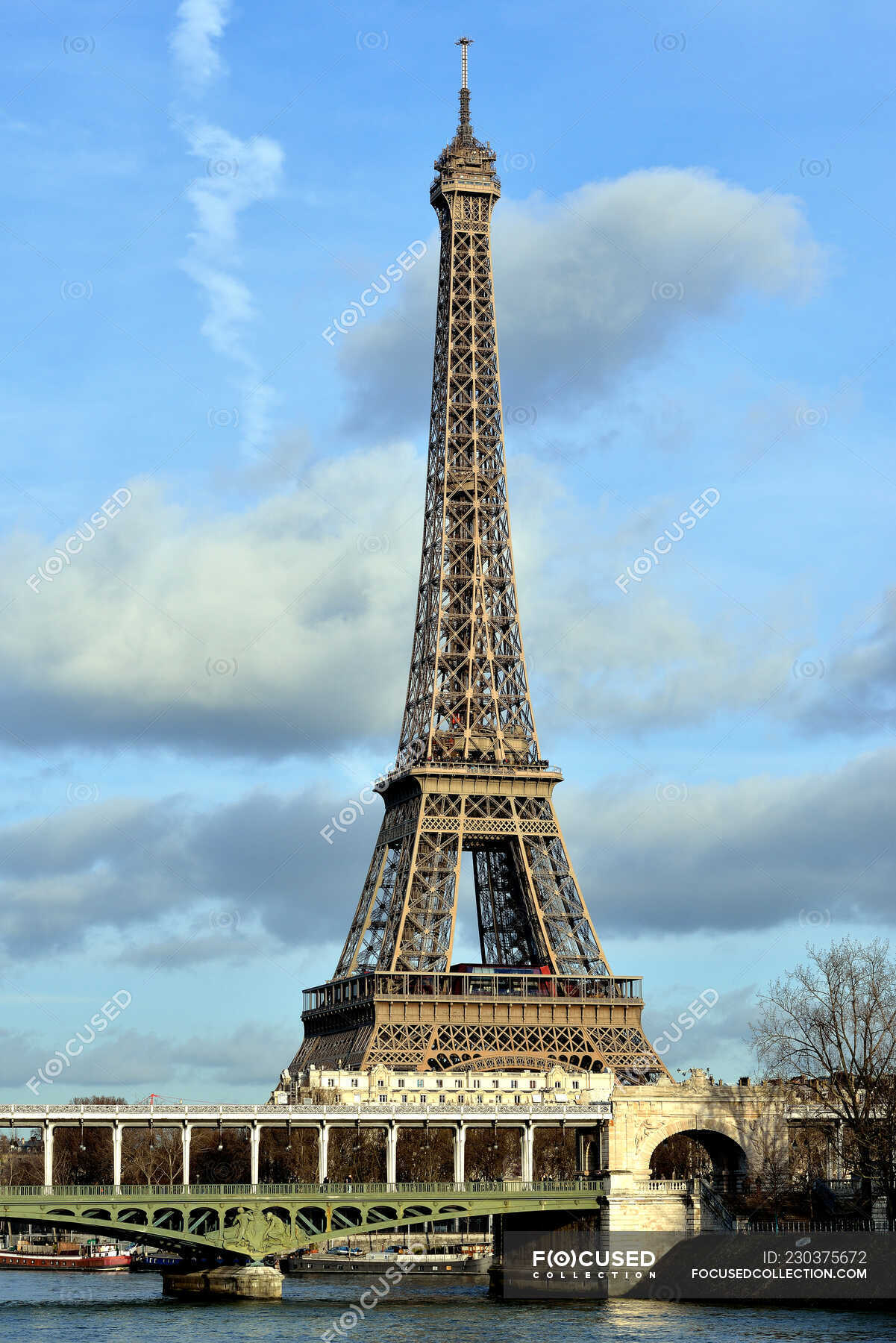 France, Paris,Eiffel Tower, view from the Maison de la Radio on the ...