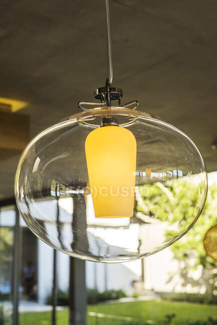 Primo piano di una lampada — Foto stock