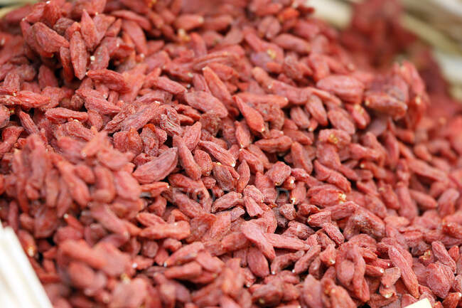 France, Seine et Marne. Crafts. Close up of dried goji berries. — Stock Photo