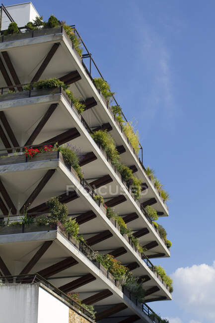 France, Western France, Nantes, Nantes island, Place des Erables, balconies of a housing building — Stock Photo
