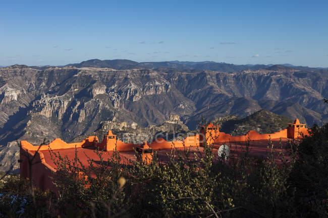 Messico, Sierra Tarahumara, Barranco del Cobre, Copper Canyon, El Divisadero, Hotel Posada Barrancas Mirador — Foto stock