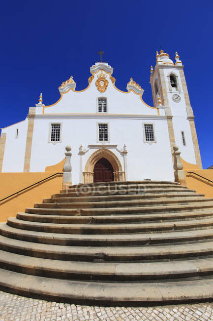Portugal, Algarve, Portimao. Igreja de Nossa Senhora da Concei?ao. - foto de stock