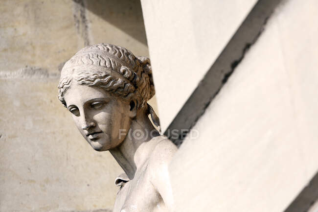 France, Paris. Val de Marne. Vincennes. Chateau de Vincennes. The arcades. Ornamental sculpture. — Stock Photo