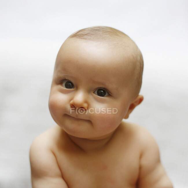 Retrato de um menino de 8 meses — Fotografia de Stock