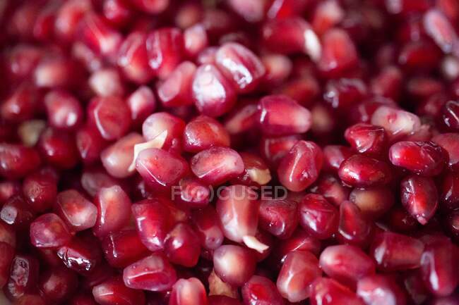 Close-up de sementes de romã — Fotografia de Stock