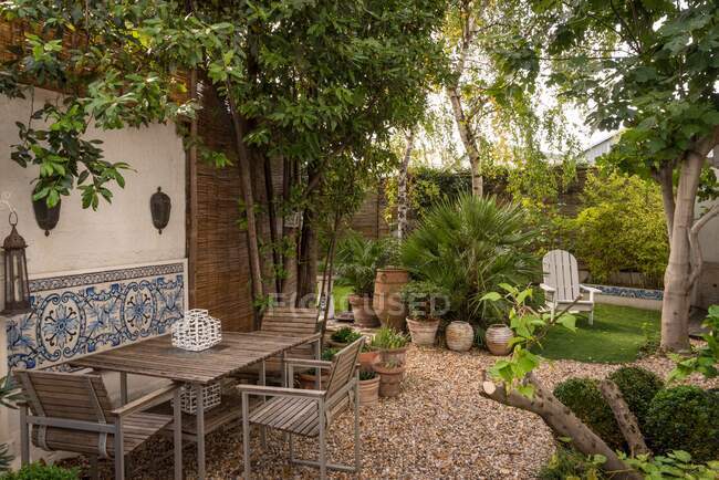 Urban garden from a private property close to Paris — Stock Photo