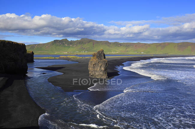 Исландия, Sudurland.Dyrholaey view — стоковое фото