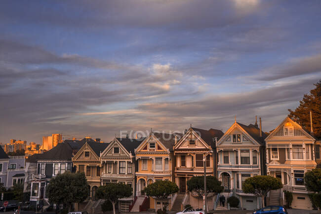 EUA, Califórnia, São Francisco, as 7 senhoras pintadas, Alamo Square district — Fotografia de Stock