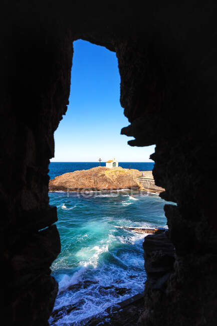 Capilla de San Vicente, Collioure, Pirineos - foto de stock