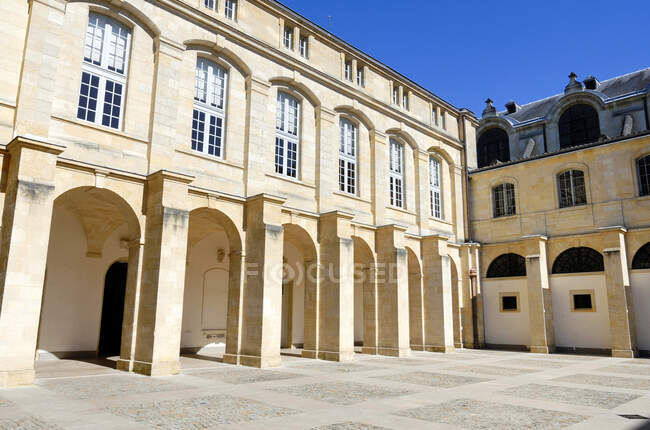 France, Bordeaux, Quartier Triangle d'Or, Cour Mably, Chambre Régionale de la Cour des Comptes (patrimoine mondial UNESCO) — Photo de stock