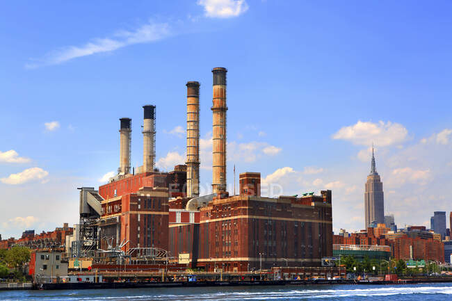 Сша, Нью-Йорк, Манхэттен. Consolidated Fesson Power Plant, East 14th Street, New York City — стоковое фото
