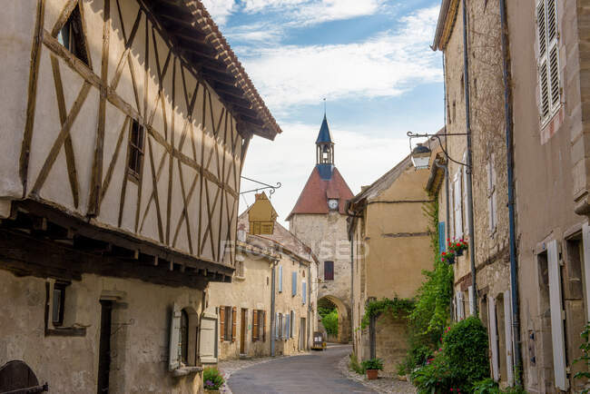 Francia, Alvernia, Allier, Charroux, uno dei più bei villaggi francesi. — Foto stock