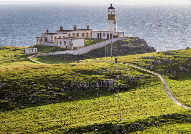 Европа, Великобритания, Шотландия, Остров Скай, Глендейл, маяк Фаст-Пойнт (крайний запад от острова Скай)) — стоковое фото