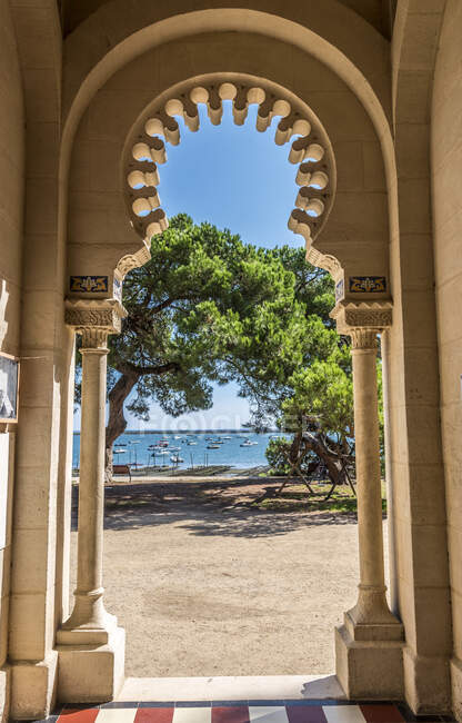 Francia, Gironda, Bahía Arcachon, Cap-Ferret, Capilla argelina de L 'Herbe - foto de stock