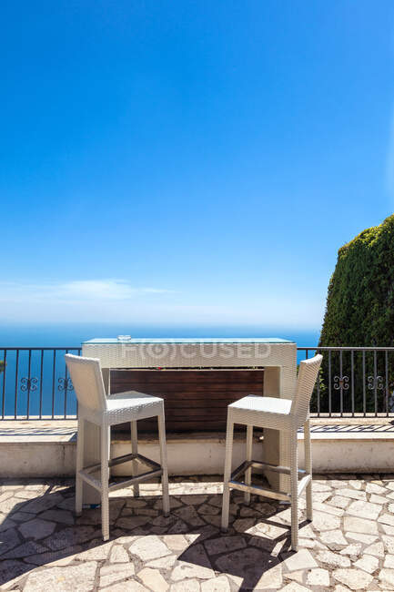 Vista del mar desde las alturas del Monte Solaro, Anacapri, Isla Capri, Nápoles, Italia - foto de stock