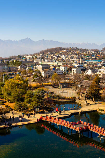 Vista sulle Alpi giapponesi dal castello Matsumoto, Prefettura di Nagano, Honshu, Giappone. — Foto stock