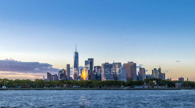 Usa, New York, Manhattan, Skyline panorama da Upper Bay — Foto stock