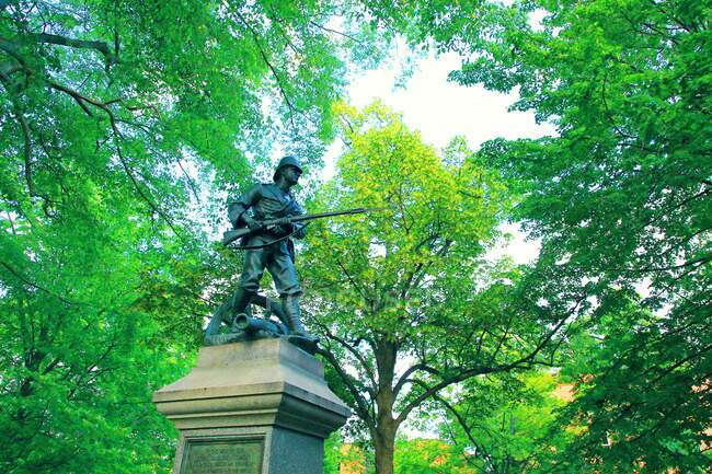 Canada, Île-du-Prince-Édouard. Charlottetown. Statue de soldat. Royal Canadian Regiment RCR. — Photo de stock