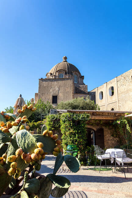 Bar terrasse du Château Aragonais à Ischia, Golfe de Naples, Campanie, Italie — Photo de stock