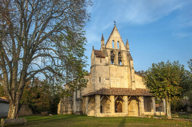 France, Gironde, Haute-Lande girondine, church Sain-Leger of Saint-Leger de Balson — Stock Photo