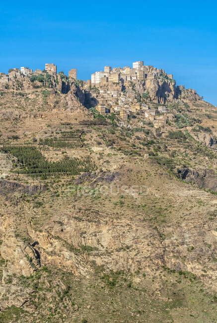 Moyen-Orient, Yémen, Centre Ouest, région de Jebel Harraz (Liste indicative du patrimoine mondial de l'UNESCO) culture sur colline et en terrasse (tournage 03 / 2007) — Photo de stock