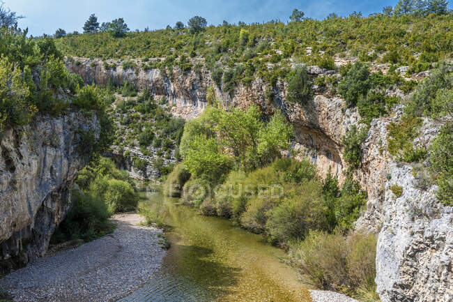 Espagne, communauté autonome d'Aragon, Sierra y Ca ? ones de Guara parc naturel, canyon de la Vero, ravin de la Fuente (patrimoine mondial de l'UNESCO pour les peintures de sites rocheux) — Photo de stock
