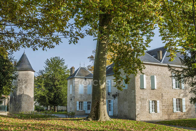 France, Charente Maritime, Surgeres, City hall within the walled enclosure (16th century) — Stock Photo