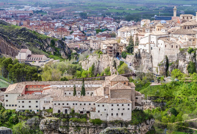 Spain, autonomous community of Castile - La Mancha, city of Cuenca and Parador in the convent San Pablo (16th century) (UNESCO World Heritage) — Stock Photo