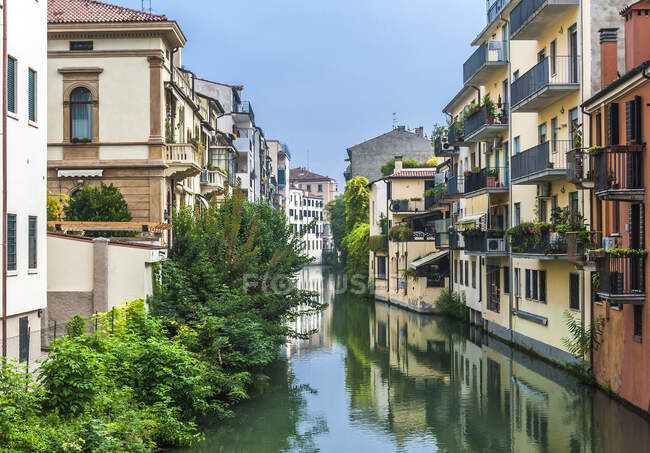 Italia, Veneto, Padua, view from the bridge Santo Gregorio Barbarigo — Stock Photo