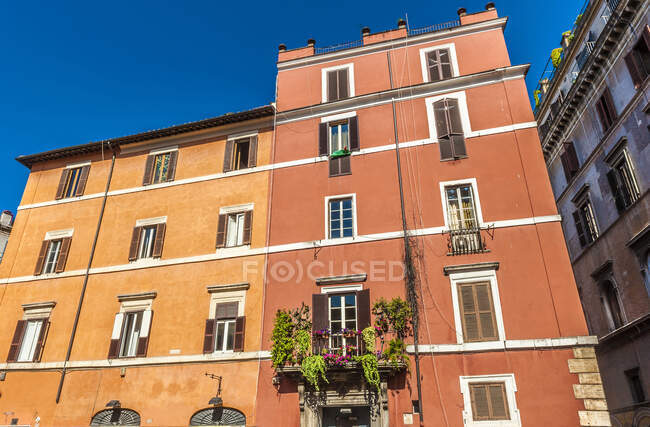 Europe, Italy, Rome, Campo dei Fiori district, buildings on the Piazza del Paradiso — Stock Photo