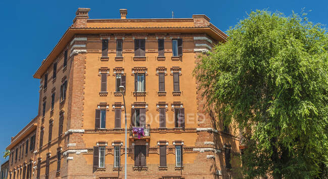 Italie, Rome, quartier Aventin, bâtiments expérimentaux du type cité-jardin (1911) — Photo de stock