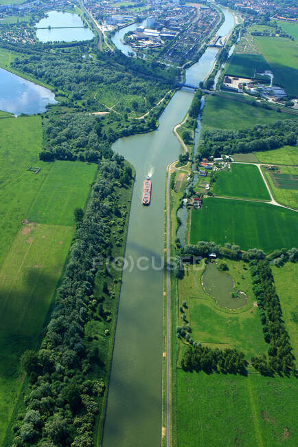 Francia, Pas-de-Calais, canal que une Calais con Saint Omer - foto de stock