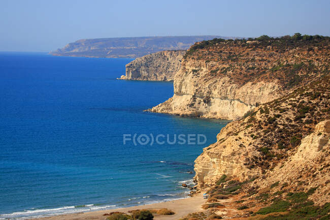 Chipre, Kourion, falésias e beah — Fotografia de Stock
