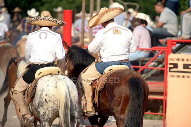 Мексиканські charros Вершники в sombreros, штат Техас, США — стокове фото